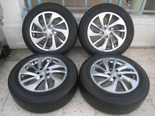 ขายล้อแม็กป้ายแดง nissan x-trail 18" พร้อมยางปี14 สนใจติดต่อเล็กคลองสามครับ 081-3747940