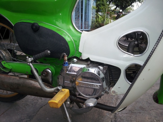 ขาย c 100 เครื่องสตาร์ทมือ  มีทะเบียนแท้ ส่งได้ทั่วไทย