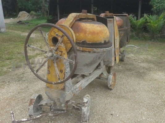 ขายยกชุด อุปกรณ์แบบทำท่อ  อุปกรณ์แบบทำถนนคอนกรีต  อุปกรณ์แบบทำเสา