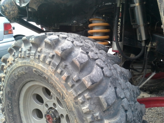 ขายยาง36/16ปี11 ไว้ลุยสวน 8500