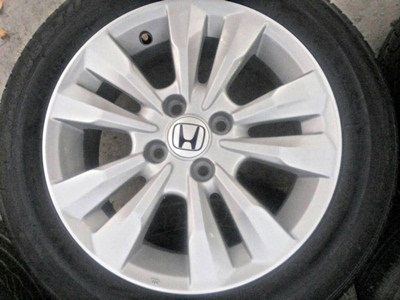 ขายล้อแม็กHONDA CITYขอบ15 ยาง185/60/15 ปี13 4 ล้อ ขายล้อแม็กHONDA CITYขอบ15 ยาง185/60/15 ปี13 4 ล้อ