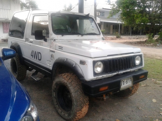 รถจิ๊ปคาริเบี้ยน4*4พร้อมใช้ราคาถูกยางเพิ่งเปลี่ยนมา25000วิ่งแค่300กิโล