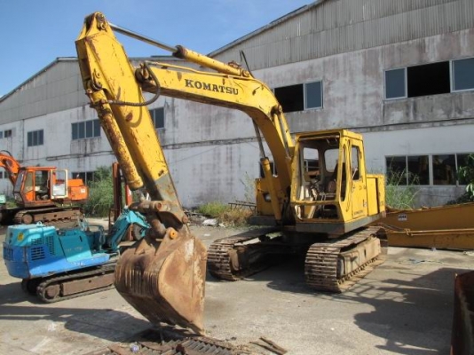ขายรถแบคโฮ KOMATSU PC120-2 ขายรถแบคโฮ KOMATSU PC120-2