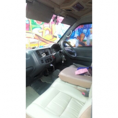 รถตู้ นิสสัน เออร์แวน ปี05 แต่งVIP รถตู้ นิสสัน เออร์แวน ปี05 แต่งVIP