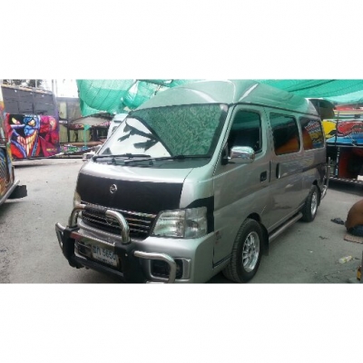 รถตู้ นิสสัน เออร์แวน ปี05 แต่งVIP