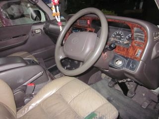 รถตู้หลังคาเตี้ย