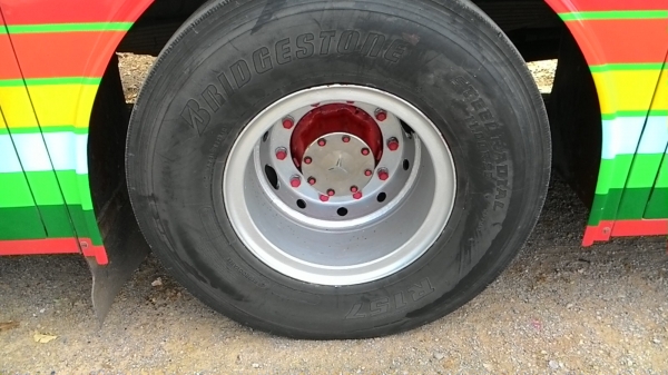 ขายรถบัสบาตาเน่ แชสซีเบนซ์355 ดุมแปะ  เครื่องเบนซ์210 เกียร์ฮีโน่ ติดแก๊สNGV6ถัง สภาพพร้อมวิ่ง