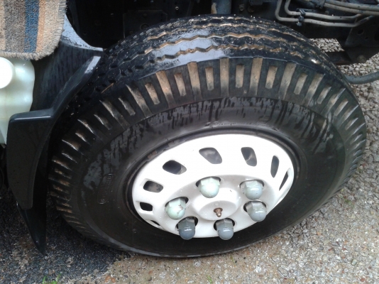 ขายรถบรรทุก6ล้อดั้ม NPR150 ( ด่วนๆเจ้าของลดราคาเหลือ 800,000 )