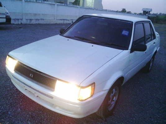 เครื่อง4AGEหัวฉีดติดLPGแอร์เย็นช่วงล่างดีภายในโอเค