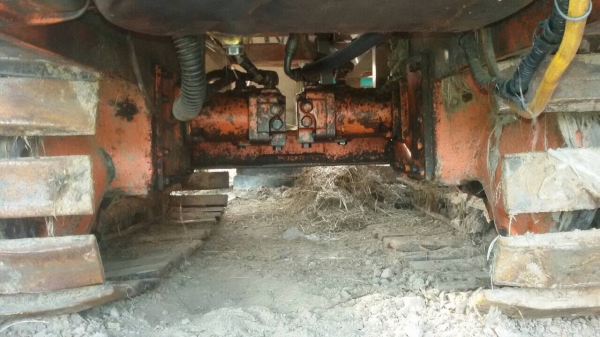 ขายด่วน ((รถเกี่ยวข้าว ไทยเจริญการช่าง รองกระสอบ