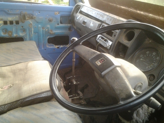 MITSUBISHI  6  ล้อล่อง