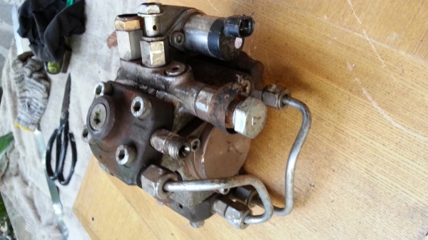 ขายปั้มโซล่าคอมมอนเรล 3 โรเตอร์ เก่าญี่ปุ่น 4,500