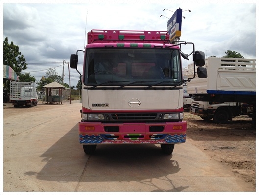 ขาย HINO PROFIA เครื่อง P11C 320  แรงม้าระบบน้ำมัน เครื่องดีคัชซีสวย กระบะคอกสูง รถเหมือนใหม่ป้ายแดง กระบะ ยาว 6.00 เมตร กว้าง 2.50 เมตร สูง 2.20 เมตร รถสวยๆมากต้อนรับปีใหม่ราคาไม่แพง