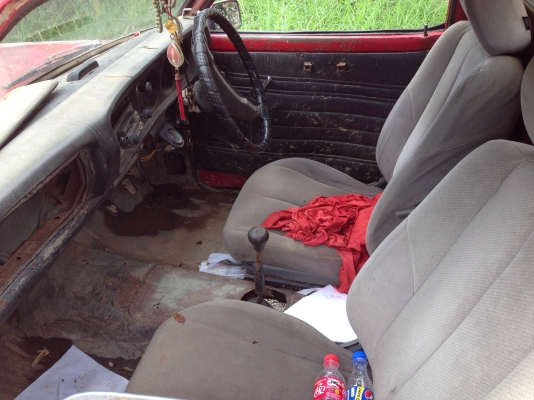 ขาย DATSUN ช้างเหยียบ สีแดง เครื่องดีเซล ทะเบียนตรง