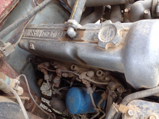 ขาย DATSUN ช้างเหยียบ สีแดง เครื่องดีเซล ทะเบียนตรง