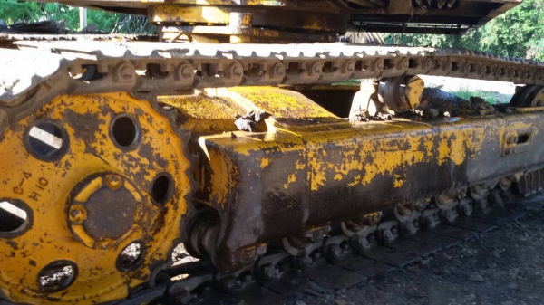 ขายKOMATSU PC 120-2 สภาพสวยพร้อมใช้ ราคาต่อรองได้ ติดต่อได้ที่คุณ อ๊อฟ พิจิตร 086-737-9991