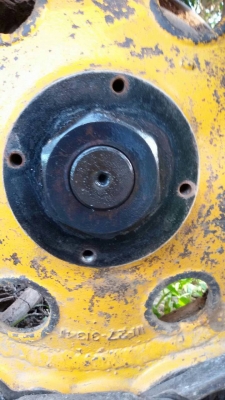 ขายKOMATSU PC 120-2 สภาพสวยพร้อมใช้ ราคาต่อรองได้ ติดต่อได้ที่คุณ อ๊อฟ พิจิตร 086-737-9991