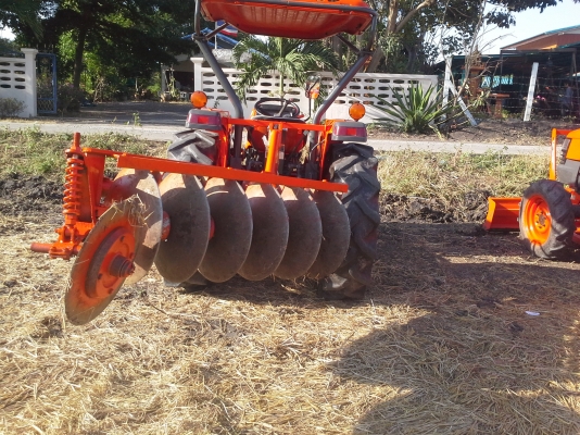 ขายL4508พร้อมผาน6ปรับสพาพพร้อมใช้เล่มทะเบียนพร้อมโอนครับ