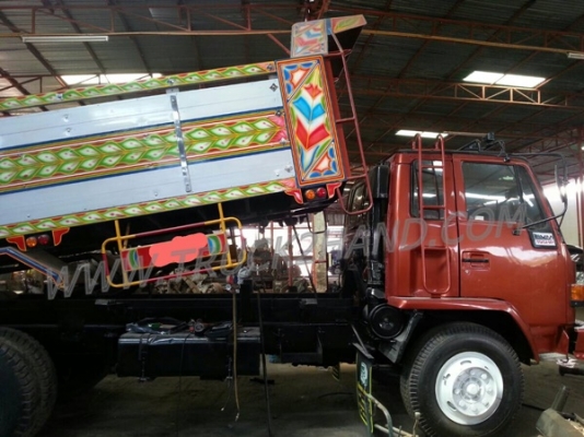 รถบรรทุก 10 ล้อ ดัมพ์ ยี่ห้อ ISUZU ROCKY  2 เพลาดั๊ม กระบะมิเนียม