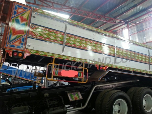 รถบรรทุก 10 ล้อ ดัมพ์ ยี่ห้อ ISUZU ROCKY  2 เพลาดั๊ม กระบะมิเนียม