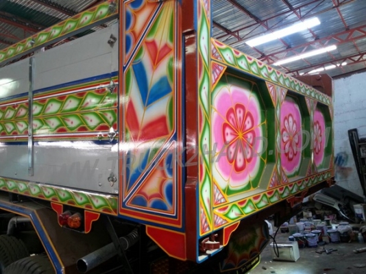 รถบรรทุก 10 ล้อ ดัมพ์ ยี่ห้อ ISUZU ROCKY  2 เพลาดั๊ม กระบะมิเนียม