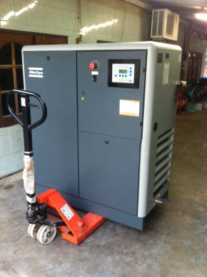 ปั๊มลมสกรูATLAS 15 Hp เก่านอก 0833554933