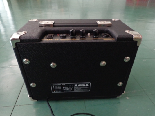 แอมป์กีต้าร์ พร้อมแท็ปกีต้าโปร่ง