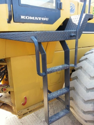 มาใหม่ มาถึงไทยแล้วคับ WA300-1 สวยๆ นำเข้า 090-986-2521 อ๊อบ