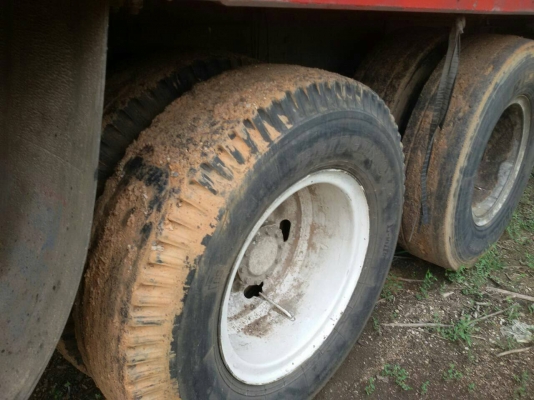 10ล้อเพลาเดียว 195 แรงFL3HNKA รถสวยห้างแท้ มีระบบลาก เกียร์ฟุลเลอร์