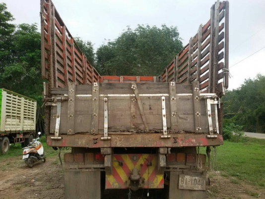 10ล้อเพลาเดียว 195 แรงFL3HNKA รถสวยห้างแท้ มีระบบลาก เกียร์ฟุลเลอร์