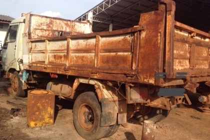 HINO FC 2W 120 HP WO4D หกล้อดั๊มพ์ ซุปเปอร์เสี่ย เครื่องดีเกียร์ดี หัวเก๋งไม่ผุภายในคอนโซลอยู่ครบ ช่วงล่างใหญ่คัชซีมีดามตรงกลางทั้งสองฝั่ง ยาง 8.25 ขอบ 16 เอกสารเล่มทะเบียนชุดโอนครบพร้อม ราคาต่อรองได้ครับ HINO FC 2W 120 HP WO4D หกล้อดั๊มพ์ ซุปเปอร์เสี่ย เครื่องดีเกียร์ดี หัวเก๋งไม่ผุภายในคอนโซลอยู่ครบ ช่วงล่างใหญ่คัชซีมีดามตรงกลางทั้งสองฝั่ง ยาง 8.25 ขอบ 16 เอกสารเล่มทะเบียนชุดโอนครบพร้อม ราคาต่อรองได้ครับ