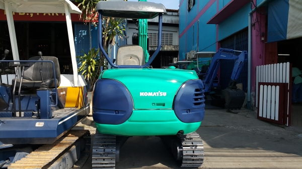 รถขุด KOMATSU รุ่น PC30R-8- นำเข้าจากญี่ปุ่น แทร็กเหล็กสวย รถขุด KOMATSU รุ่น PC30R-8- นำเข้าจากญี่ปุ่น แทร็กเหล็กสวย