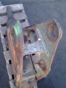 ขาย- หัวกระแทก หัวเจาะ breaker สำหรับรถขุด แบคโฮ PC 30 -40 ราคาเบาๆ ครับ เพียง 62,000 บาท เท่านั้น ขาย- หัวกระแทก หัวเจาะ breaker สำหรับรถขุด แบคโฮ PC 30 -40 ราคาเบาๆ ครับ เพียง 62,000 บาท เท่านั้น