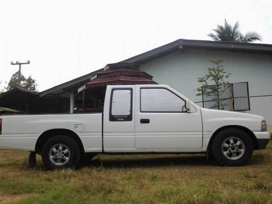 อีซุซุslแป๊ะยิ้ม ปี95ประหยัดน้ำมันพร้อมใช้วิ่งทางไกลสบาย