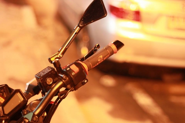 Z 250 สีแดงของแต่งเพียบ Z 250 สีแดงของแต่งเพียบ