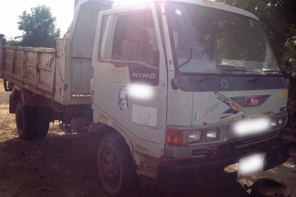 ***ขายแล้วครับขอบคุณ Truck2hand ขาย6ล้อดั้ม5คิว สภาพต้องเก็บหน่อย ราคาถูกๆ HINO FC120 ซุปเปอร์เสี่ย ห้างแท้ เกียร์สั้น FC2WEKA WO4D-120HP เครื่องเดิม เกียร์เดิม เครื่องดียังสตาร์ทติด ช่วงล่างเดิมๆ คัสซีดี เดิมๆ มีแผลเชื่อม1แผล(ตามรูป) ที่เหลือมีสนิมเกาะ บ ***ขายแล้วครับขอบคุณ Truck2hand ขาย6ล้อดั้ม5คิว สภาพต้องเก็บหน่อย ราคาถูกๆ HINO FC120 ซุปเปอร์เสี่ย ห้างแท้ เกียร์สั้น FC2WEKA WO4D-120HP เครื่องเดิม เกียร์เดิม เครื่องดียังสตาร์ทติด ช่วงล่างเดิมๆ คัสซีดี เดิมๆ มีแผลเชื่อม1แผล(ตามรูป) ที่เหลือมีสนิมเกาะ บ