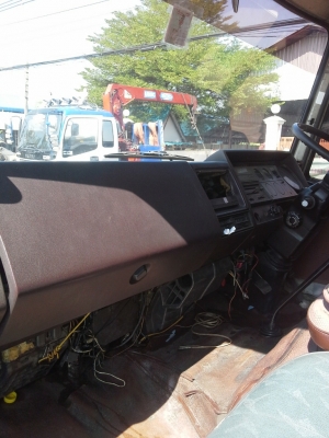 ขาย6ล้อฮีโน้ FF177 ตู้แห้ง2คันๆละ450,000บาท