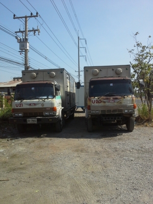 ขาย6ล้อฮีโน้ FF177 ตู้แห้ง2คันๆละ450,000บาท