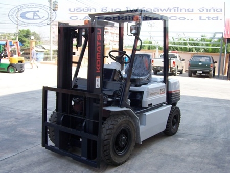 ขาย รถโฟล์คลิฟท์ KOMATSU รุ่น FD25-11