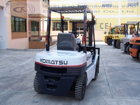 ขาย รถโฟล์คลิฟท์ KOMATSU รุ่น FD25-11