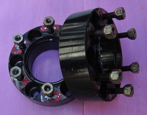 ขายอแดปเตอร์ 1 คู่ 6 ออก 6 หนา 2 นิ้ว สภาพใหม่กริ๊บ น๊อตครบ ขาย 2,500 บาท