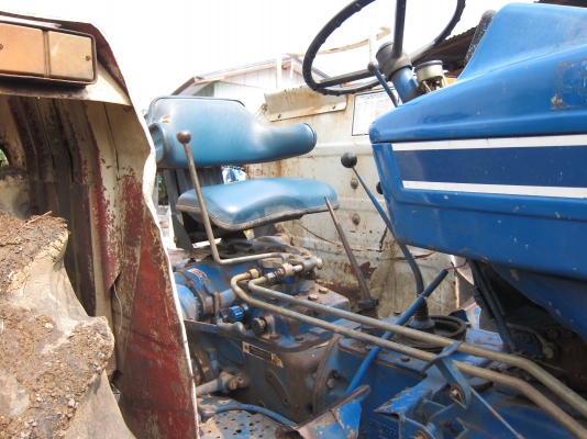 รถไถฟอร์ด T5