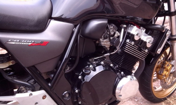 ขาย HONDA CB400 TEC3 ปี2004 ราคา118000 เครื่องดีมาก เงียบๆ กริบๆถูกที่สุดในเว็ป