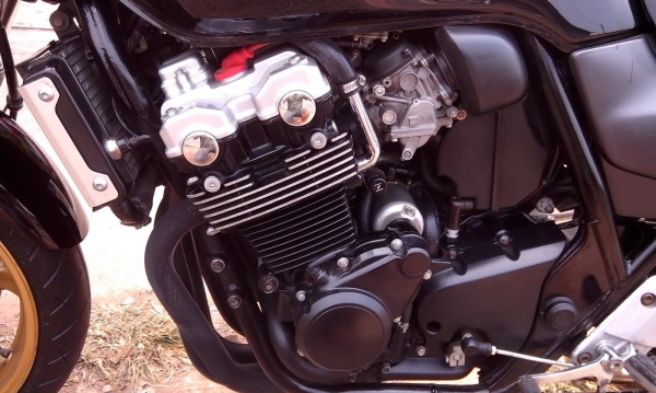 ขาย HONDA CB400 TEC3 ปี2004 ราคา118000 เครื่องดีมาก เงียบๆ กริบๆถูกที่สุดในเว็ป