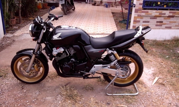 ขาย HONDA CB400 TEC3 ปี2004 ราคา118000 เครื่องดีมาก เงียบๆ กริบๆถูกที่สุดในเว็ป