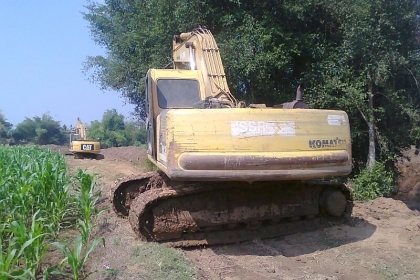 ขายด่วน!..รถขุด KOMATSU PC200-6 รถสวย พร้อมใช้ สุดขีด มีเล่มทะเบียนครบ.