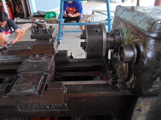 แท่นกลึง 5 ฟุต เกียร์บล็อก ญี่ปุ่น พร้อมใช้งาน  48,000  ด่วน !!!