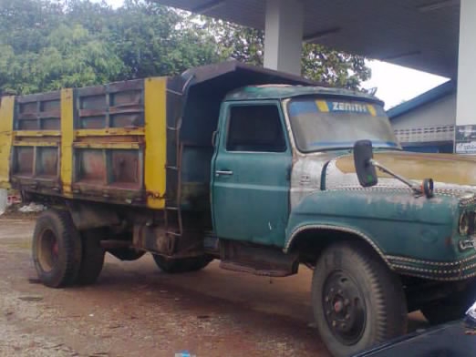 ISUZU TX เครื่อง 168 HP EH700 รถหัวยาวหกล้อดั๊มพ์ ช่วงล่างเฟืองท้าย ISUZU จัมโบ้ กระบะดั๊มพ์เหล็กคอกสูง 6 ตันยาว 3.80 เมตร เครื่องแห้งดี หัวเก๋งไม่ผุภายในครบ พวงมาลัยเพาเวอร์ คัชซีสวย ยาง 9.00 ขอบ 20 สภาพดีพร้อมใช้งานได้เลยครับ เอกสารเล่มทะเบียนครบภาษีขาด