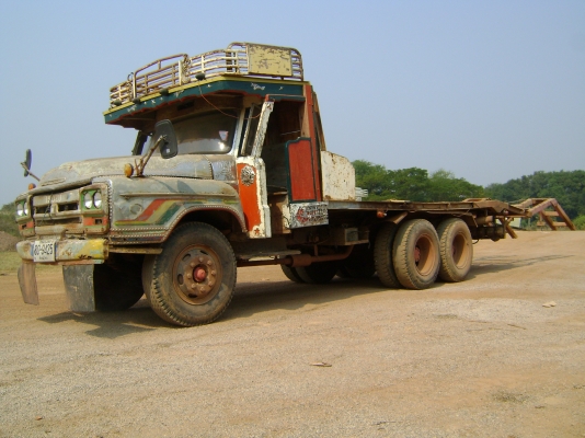 ขายรถ อีซูซุ เทรลเลอร์สิบล้อ ลากรถเกี่ยว