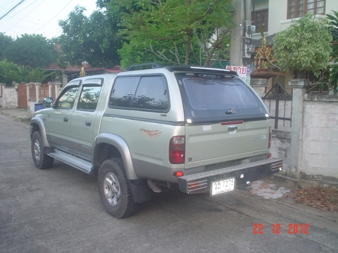 หางลากท้ายรถ